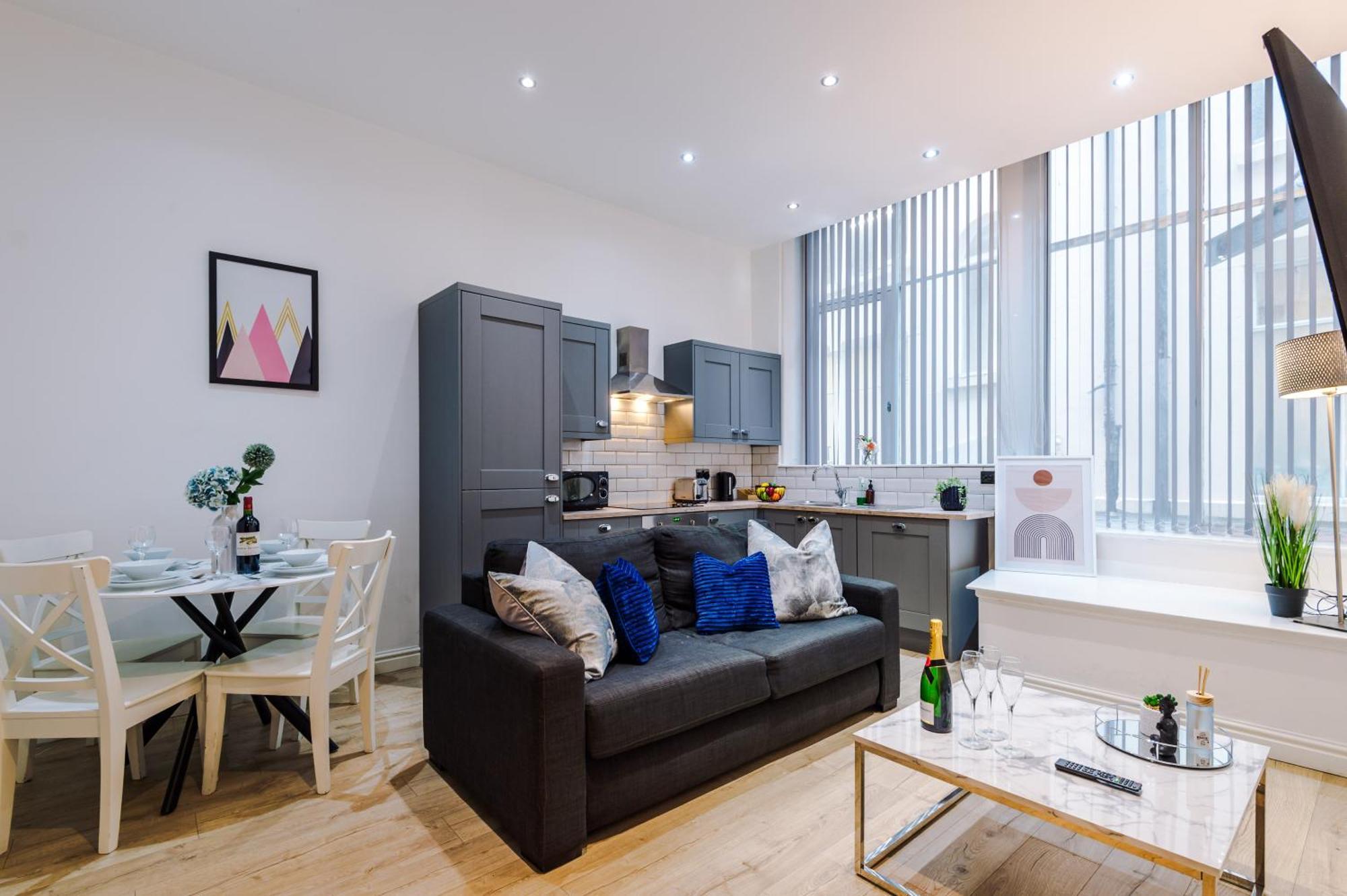 Modern 2-Bedroom Apt In The Heart Of City Centre Liverpool Bagian luar foto