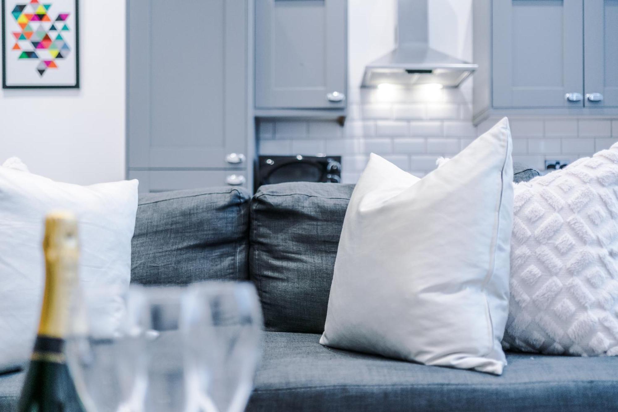 Modern 2-Bedroom Apt In The Heart Of City Centre Liverpool Bagian luar foto